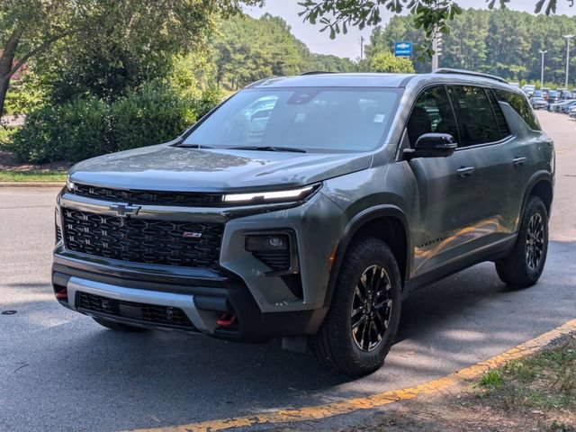New 2026 Chevrolet Traverse Z71 w/ Enhanced Driving Package AWD/4WD image 5
