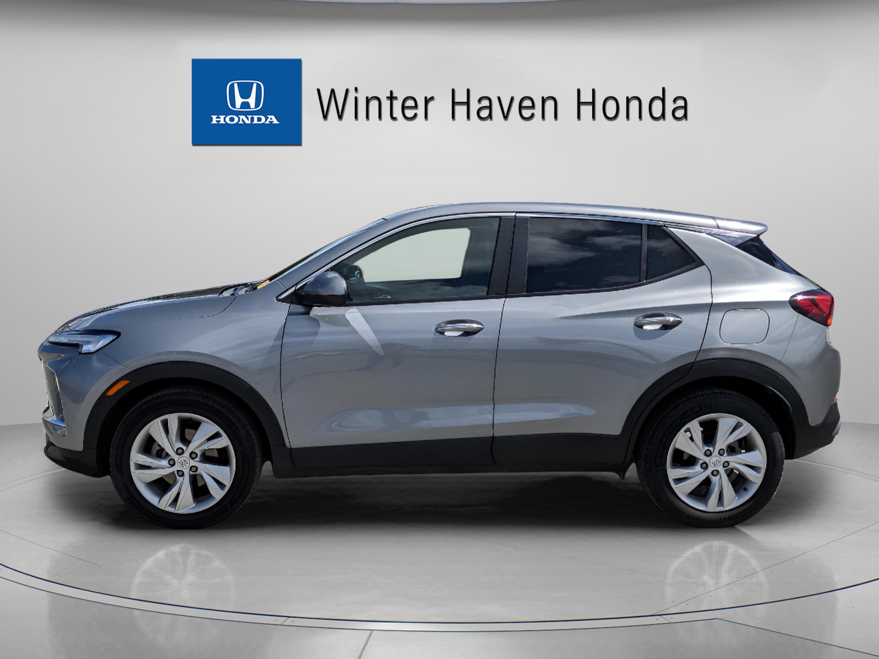 Used 2024 Buick Encore GX Preferred FWD image 5