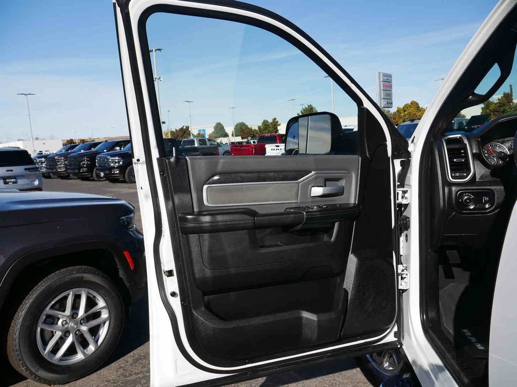 Certified 2022 RAM 2500 Big Horn image 31