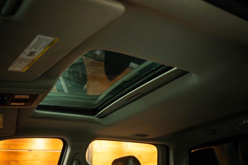 Used 2014 RAM 1500 Laramie w/ Convenience Group image 23