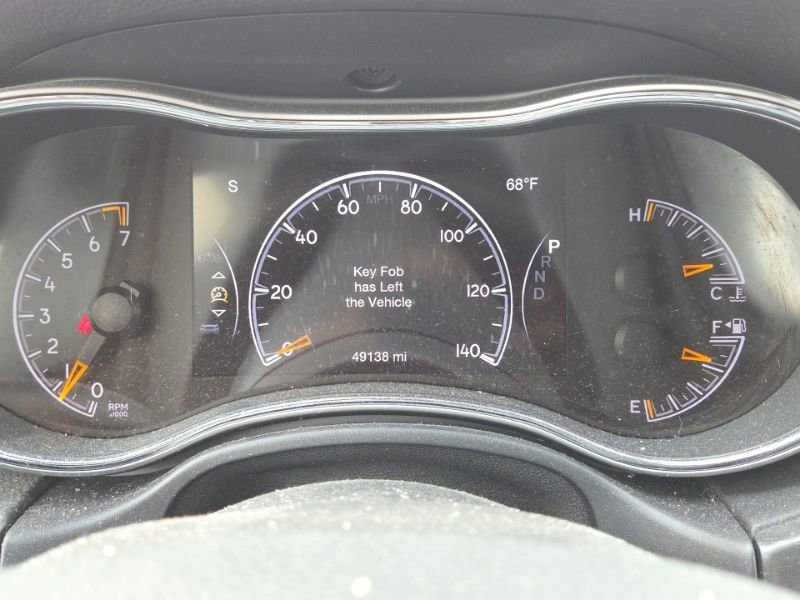 Used 2017 Jeep Grand Cherokee Altitude AWD/4WD image 25