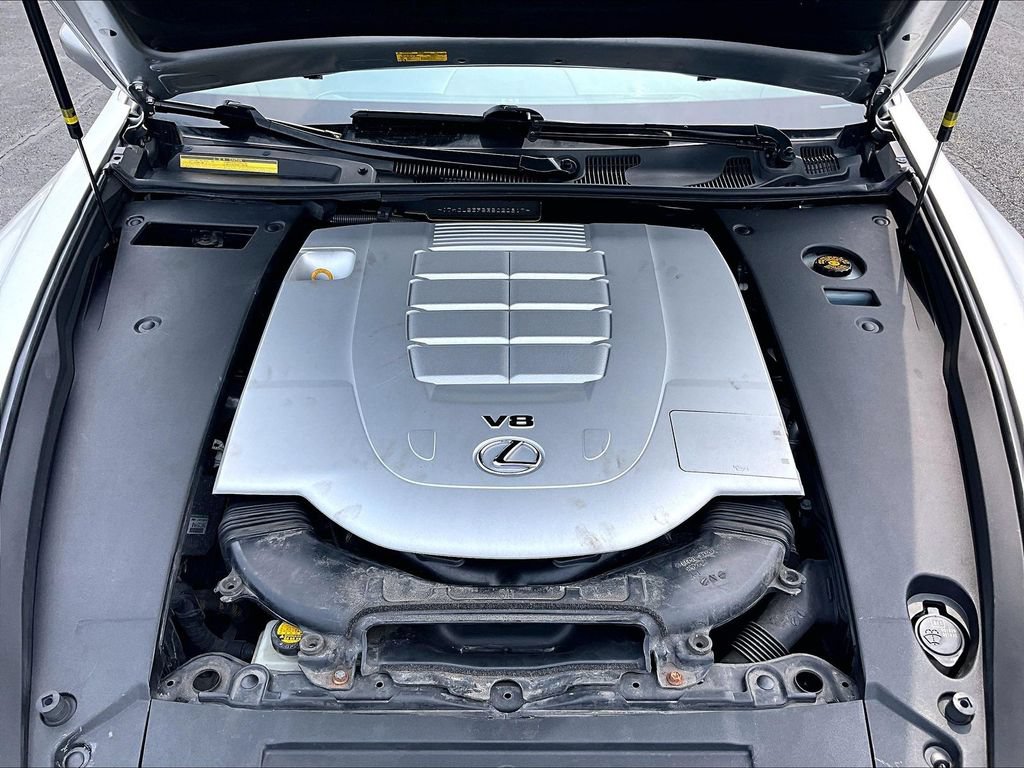 Used 2014 Lexus LS 460 AWD w/ Comfort Package image 10