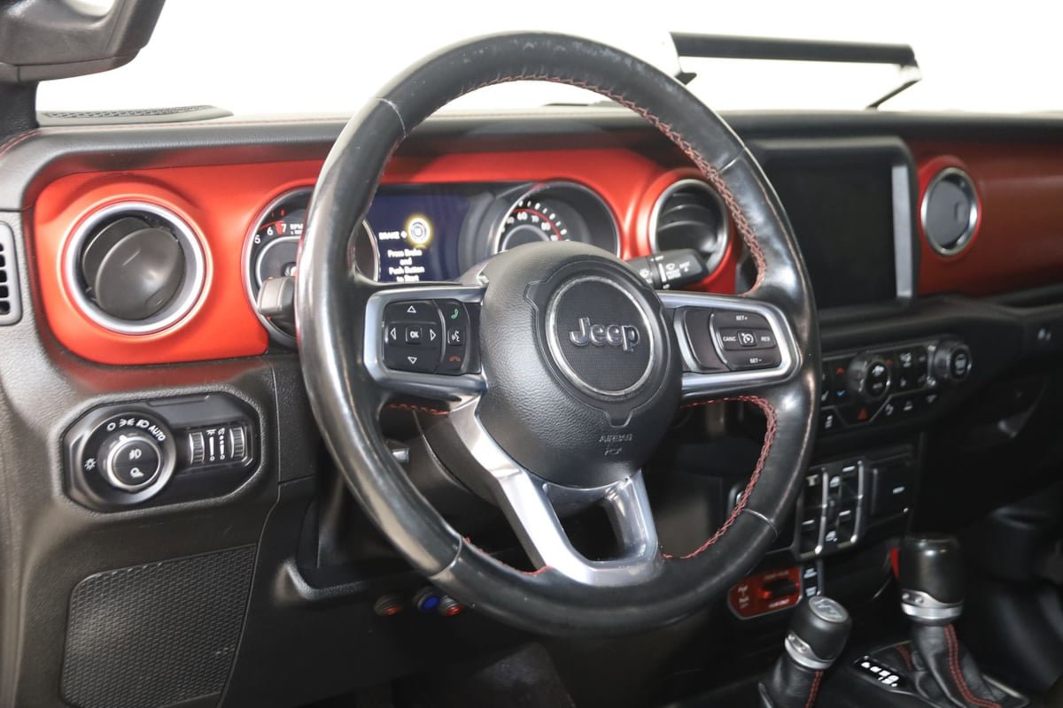 Used 2020 Jeep Gladiator Rubicon AWD/4WD image 6