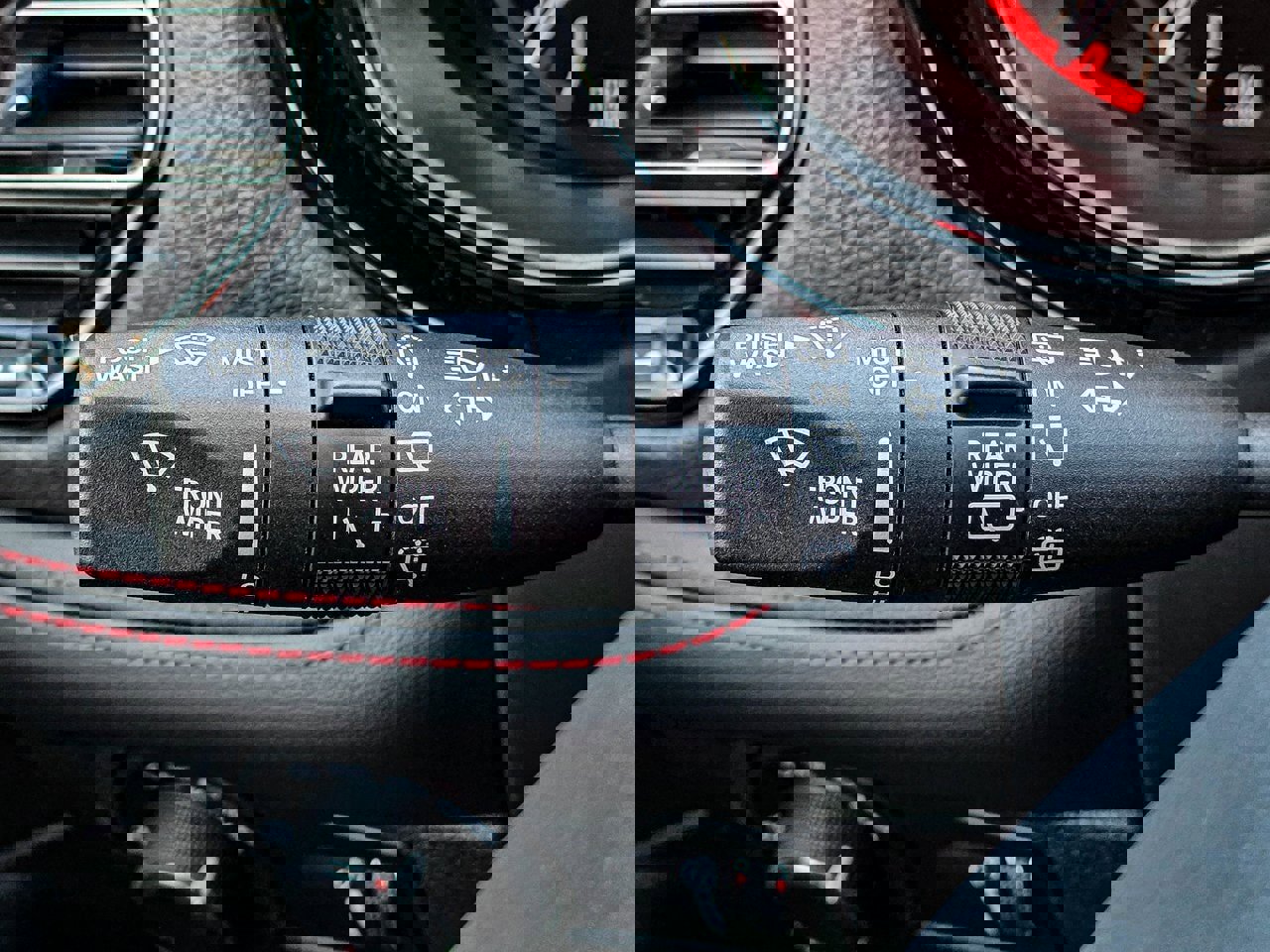 Used 2025 Dodge Durango R/T image 24