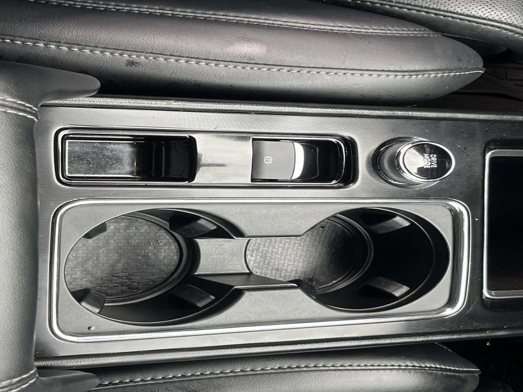 Used 2022 Lincoln Corsair Reserve w/ Equipment Group 201A image 21