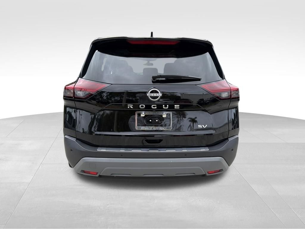 Used 2023 Nissan Rogue SV w/ SV Premium B Package FWD image 7