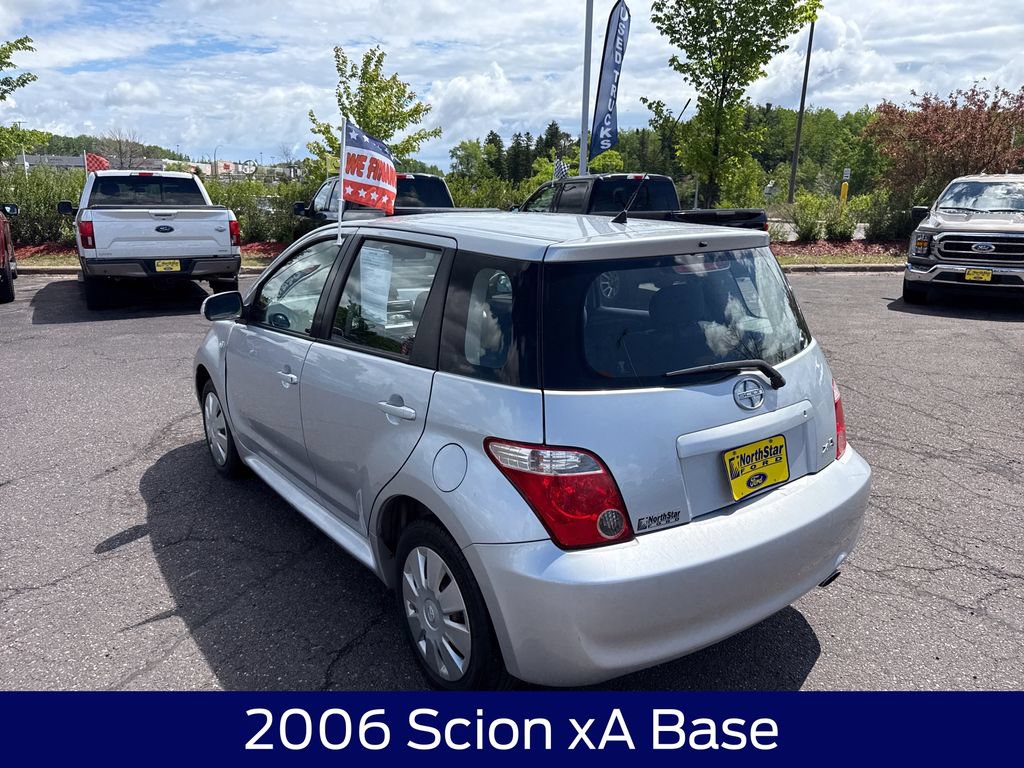 Used 2006 Scion xA FWD image 8