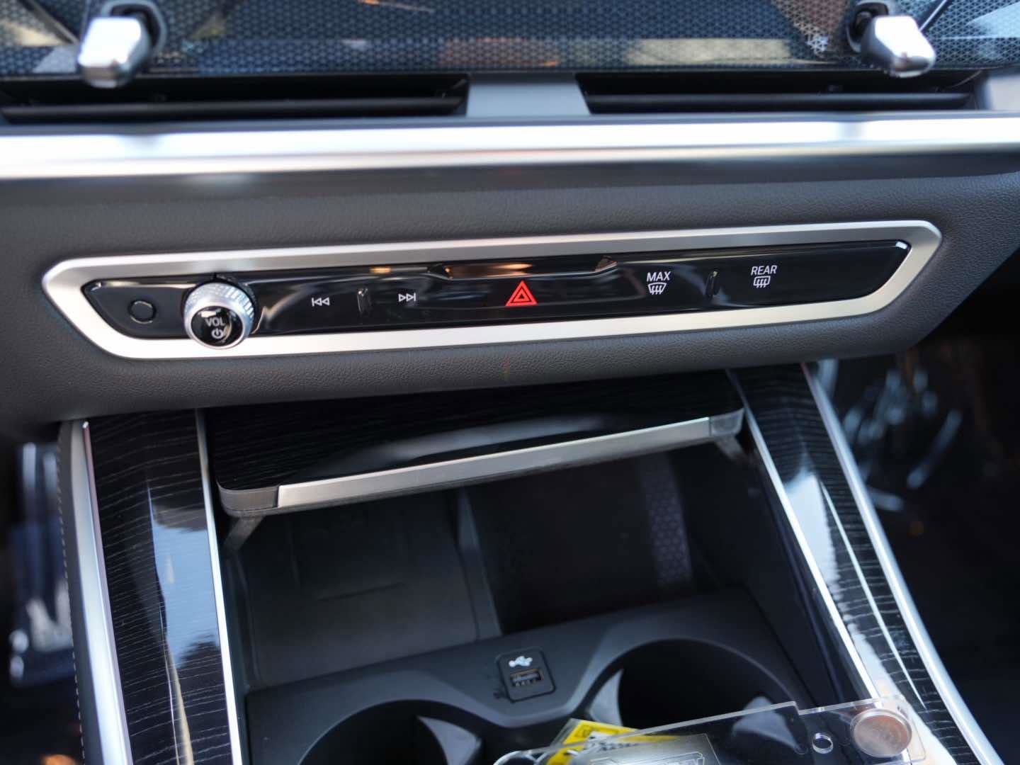 Certified 2026 BMW X5 sDrive40i w/ Executive Package image 21