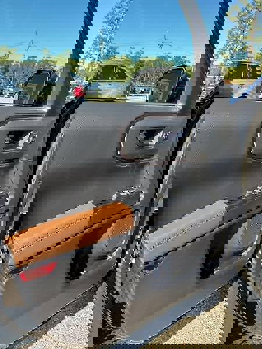 New 2025 Ford Bronco Sport Outer Banks w/ Outer Banks Tech Package+ image 2