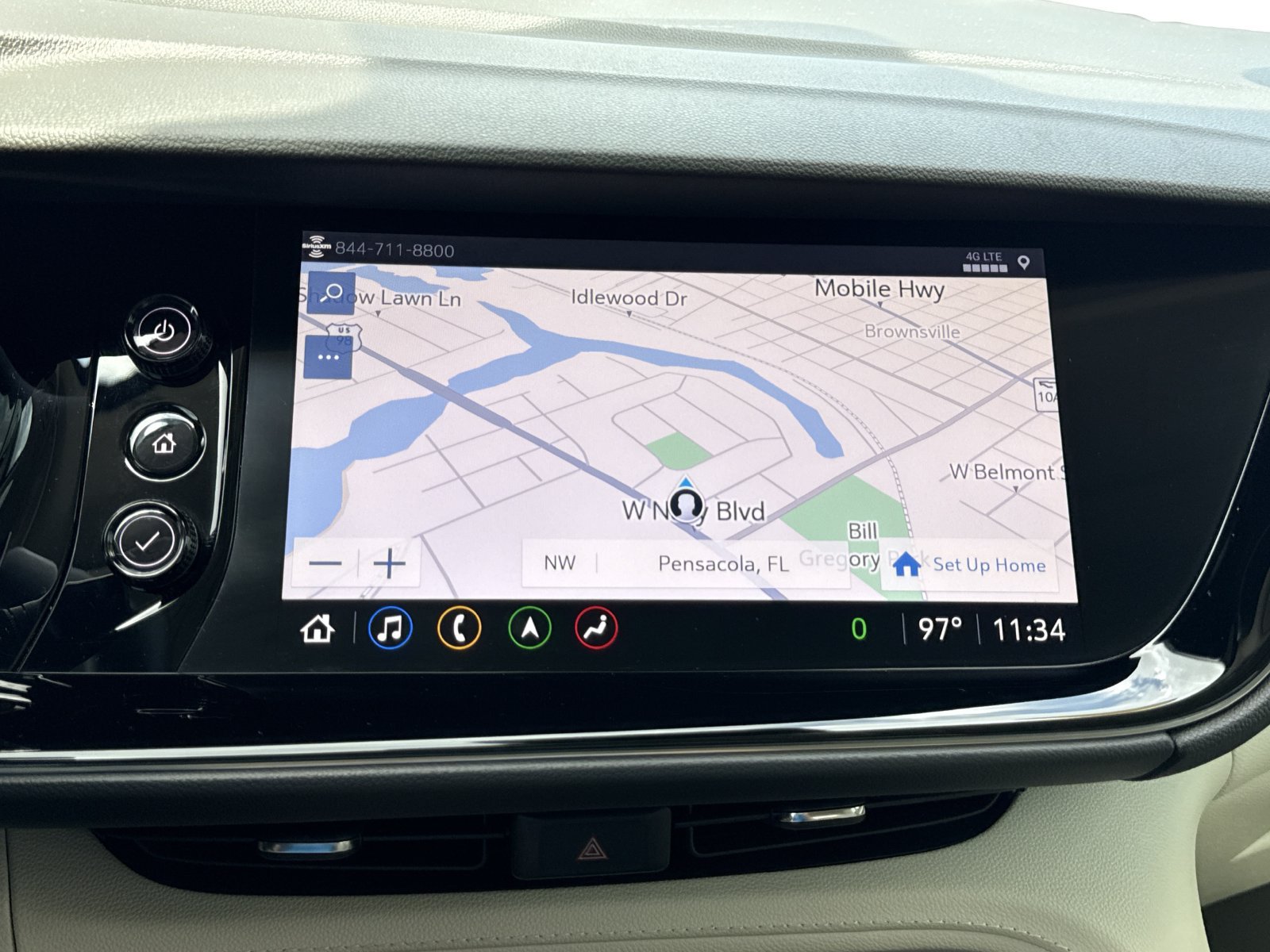 Used 2022 Buick Envision Avenir w/ Technology Package II FWD image 17