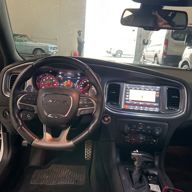 Used 2018 Dodge Charger SRT Hellcat RWD image 12