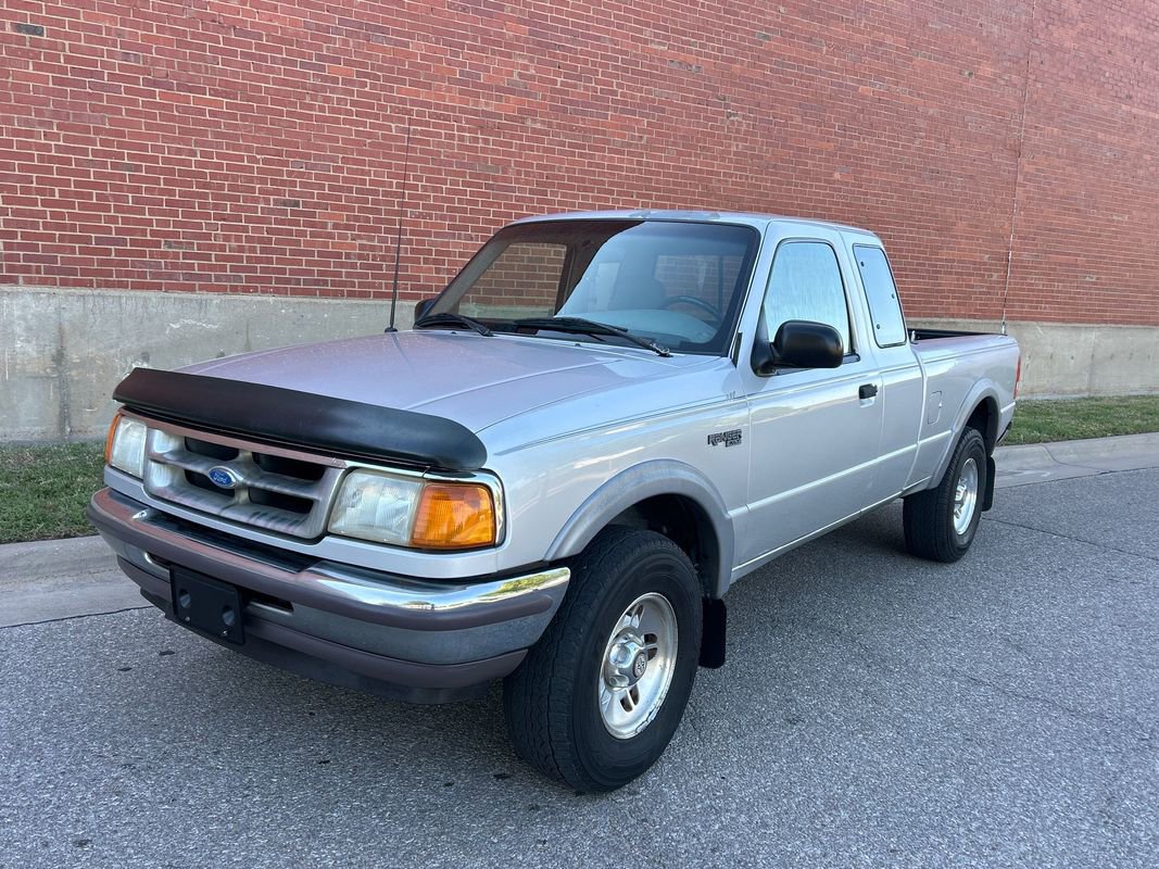 Used 1996 Ford Ranger 4x4 SuperCab image 1