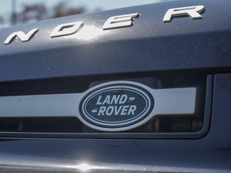 Used 2020 Land Rover Defender 110 SE AWD/4WD image 11