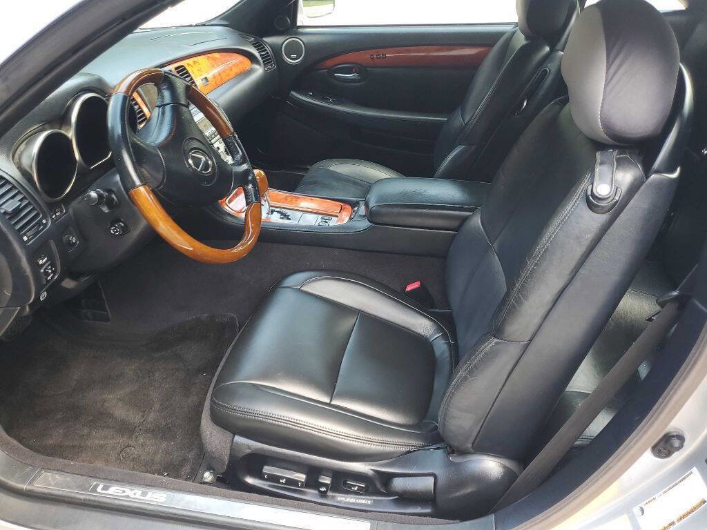 Used 2006 Lexus SC 430 Convertible image 23
