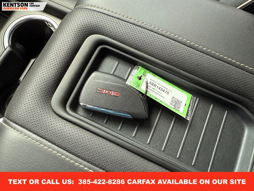 Used 2024 GMC Yukon SLT image 43