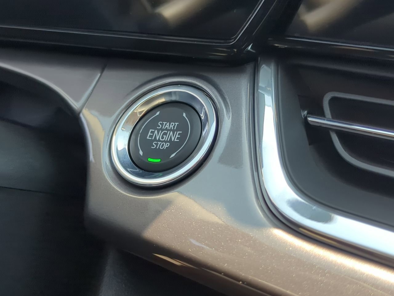 New 2025 Chevrolet Trax ACTIV w/ Driver Confidence Package image 17