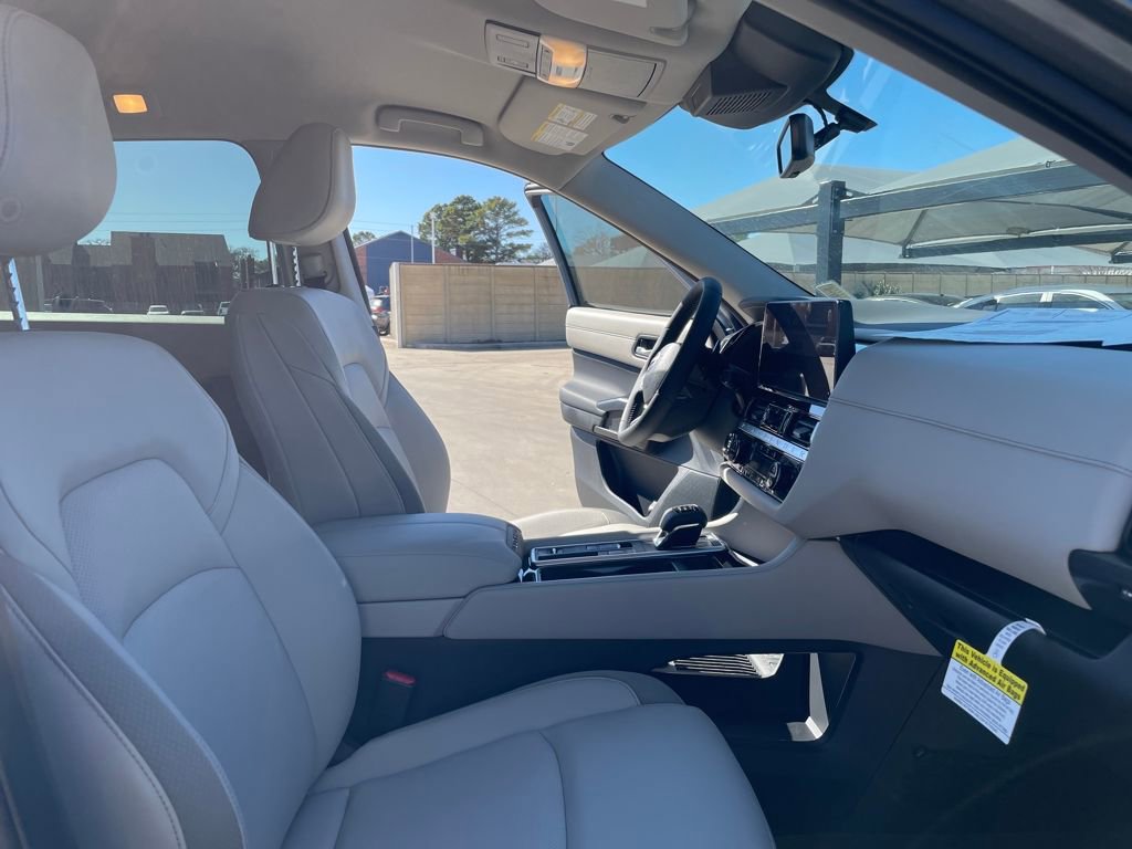 New 2026 Nissan Pathfinder SL w/ Cargo Package FWD image 38