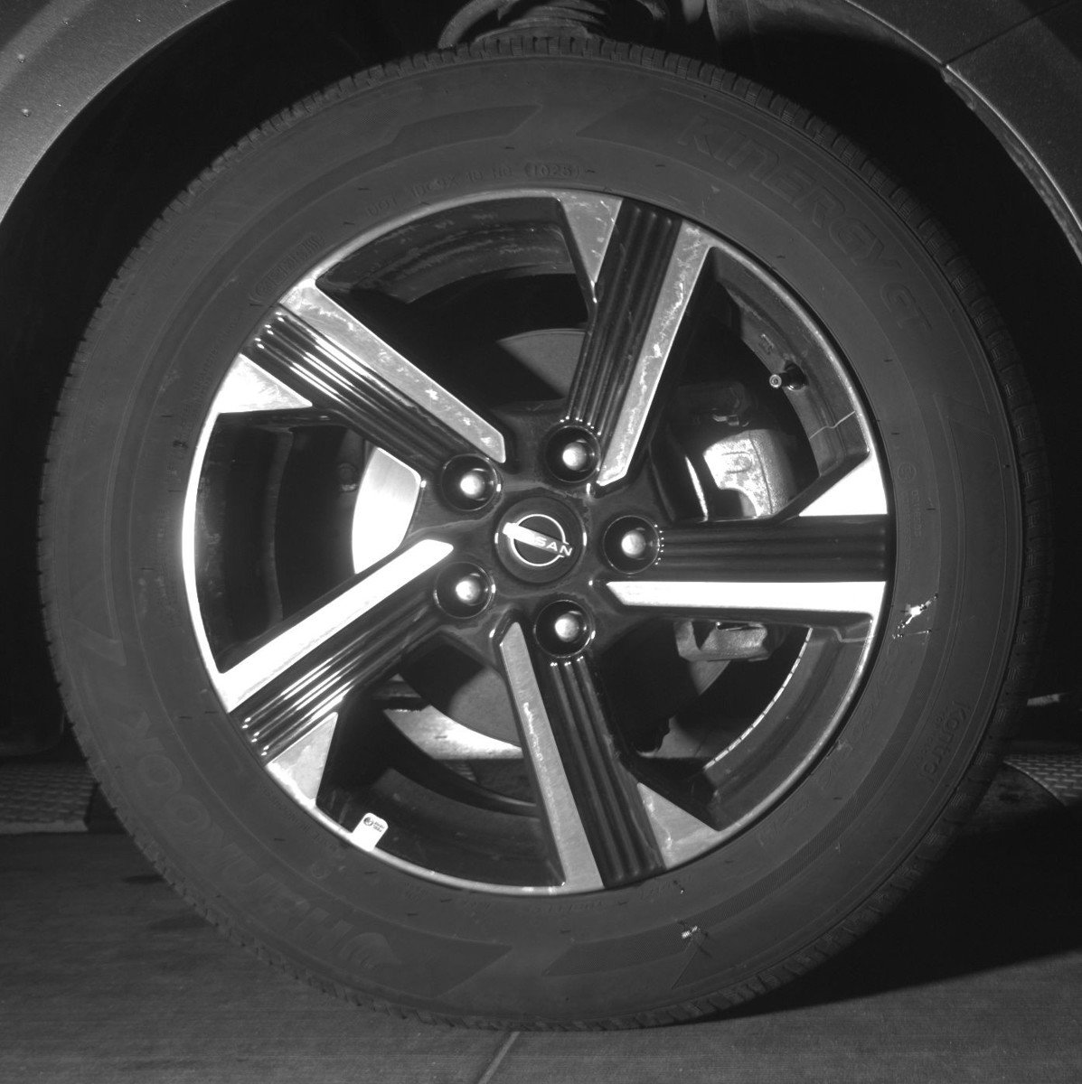 Used 2025 Nissan Sentra SV FWD image 13