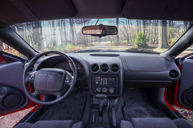 Used 1997 Pontiac Firebird Coupe w/ Opt Pkg image 43