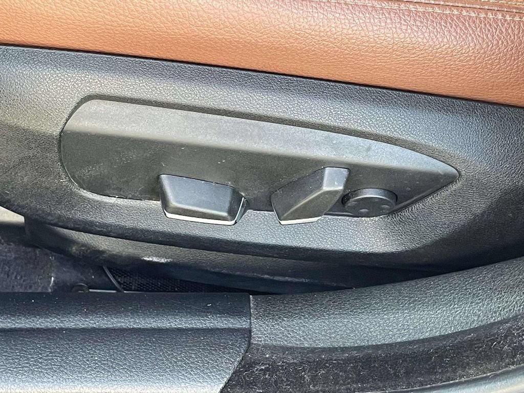 Used 2016 BMW 528i xDrive Sedan AWD/4WD image 14