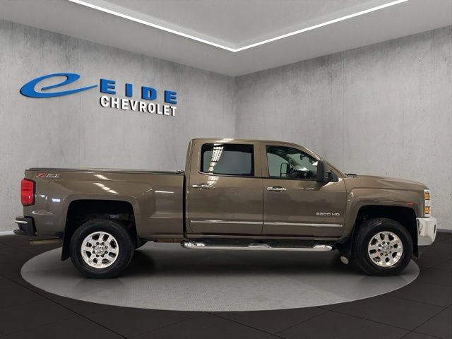 Used 2015 Chevrolet Silverado 3500 LTZ w/ LTZ Plus Package AWD/4WD image 15