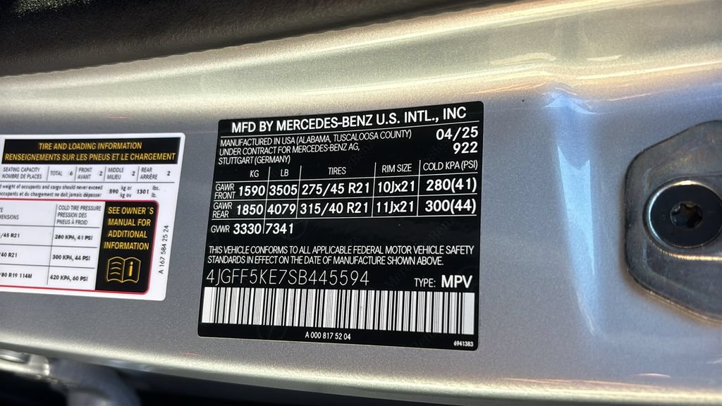 Used 2025 Mercedes-Benz GLS 450 4MATIC image 34