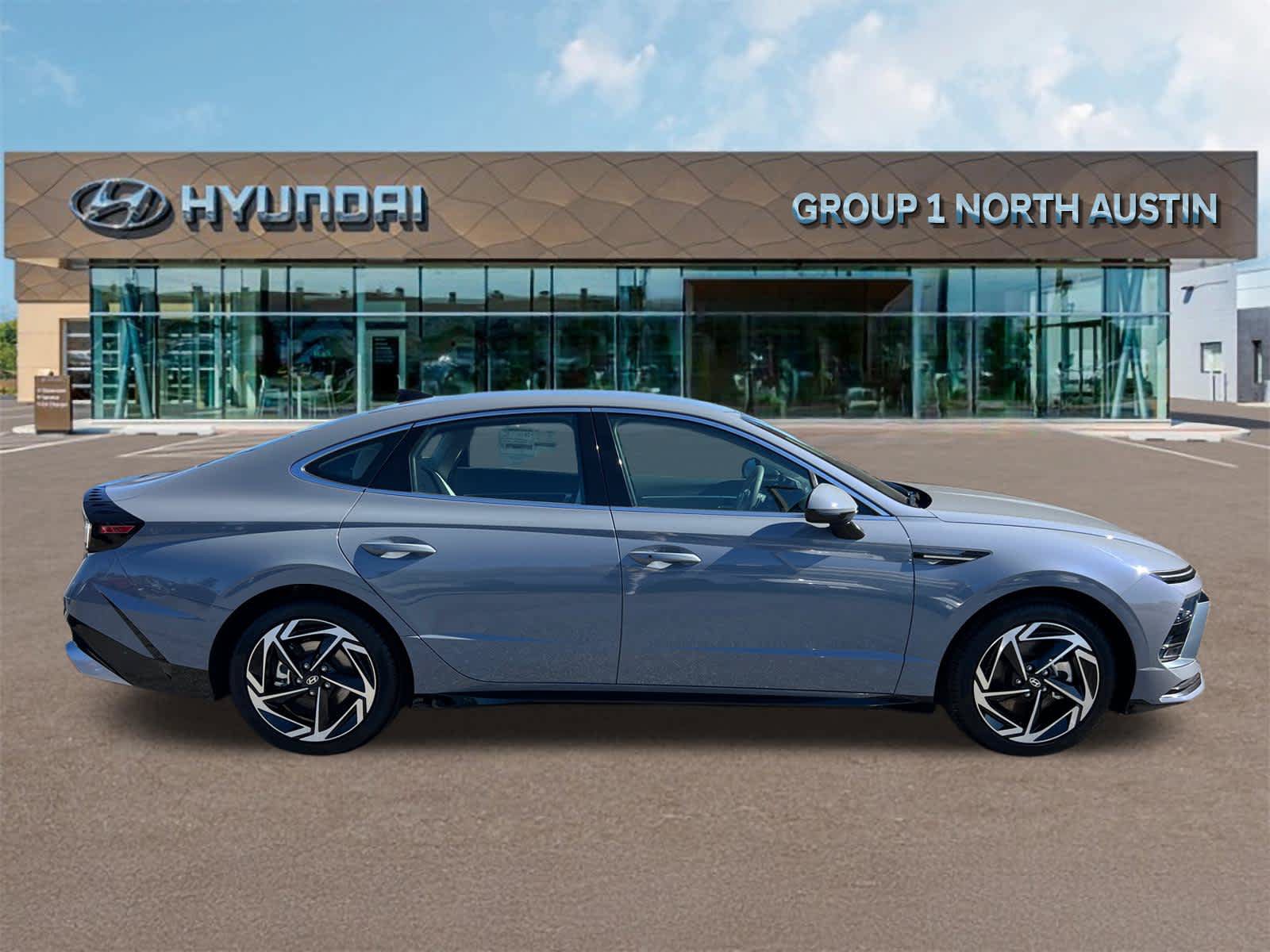 New 2026 Hyundai Sonata SEL FWD image 4