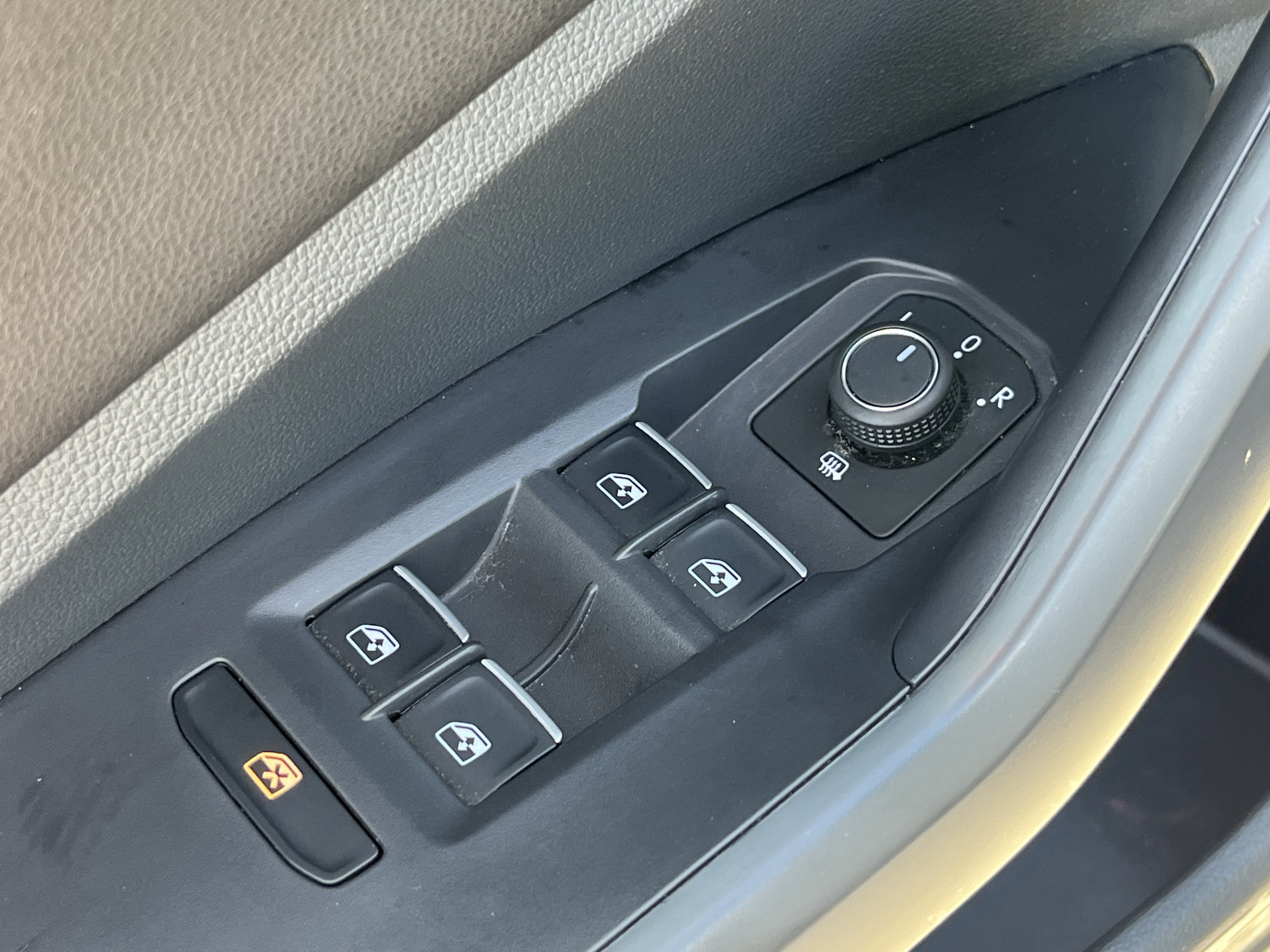 Used 2025 Volkswagen Jetta Sport FWD image 11