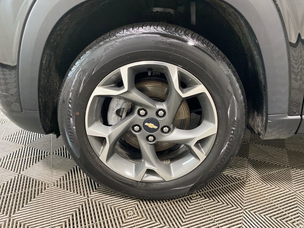 Used 2024 Chevrolet Trax LT w/ LT Convenience Package image 10