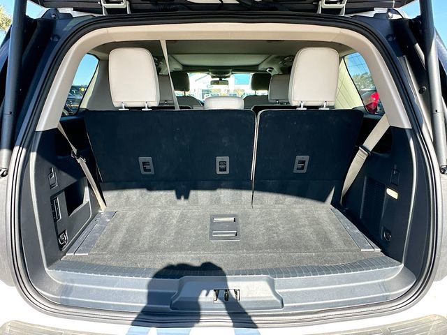 Used 2022 Ford Expedition Platinum image 27