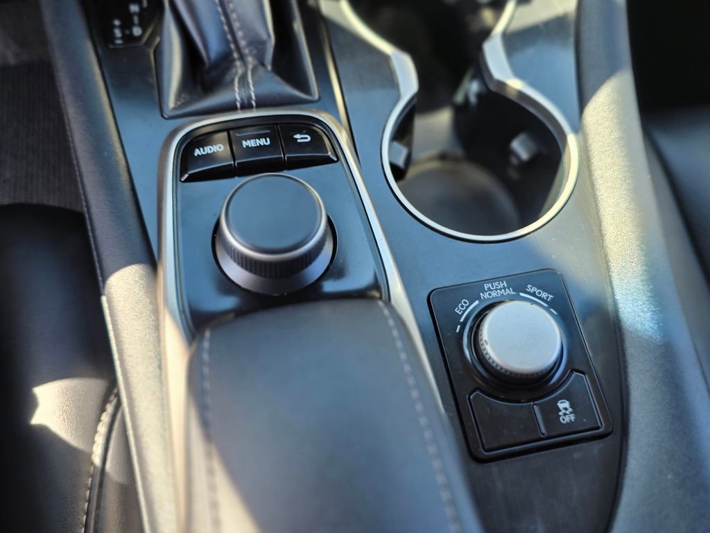 Used 2017 Lexus RX 350 FWD w/ Accessory Package image 34