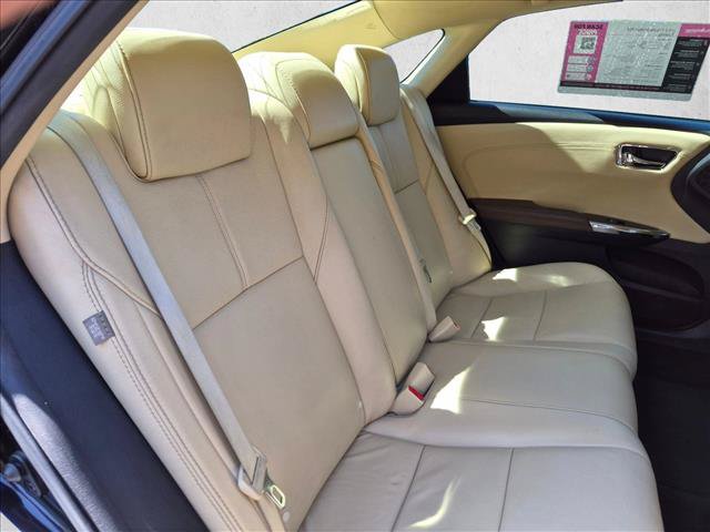 Used 2013 Toyota Avalon XLE Touring FWD image 19