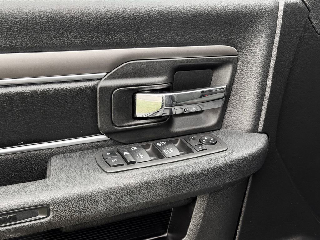 Used 2024 RAM 1500 Classic Warlock image 20