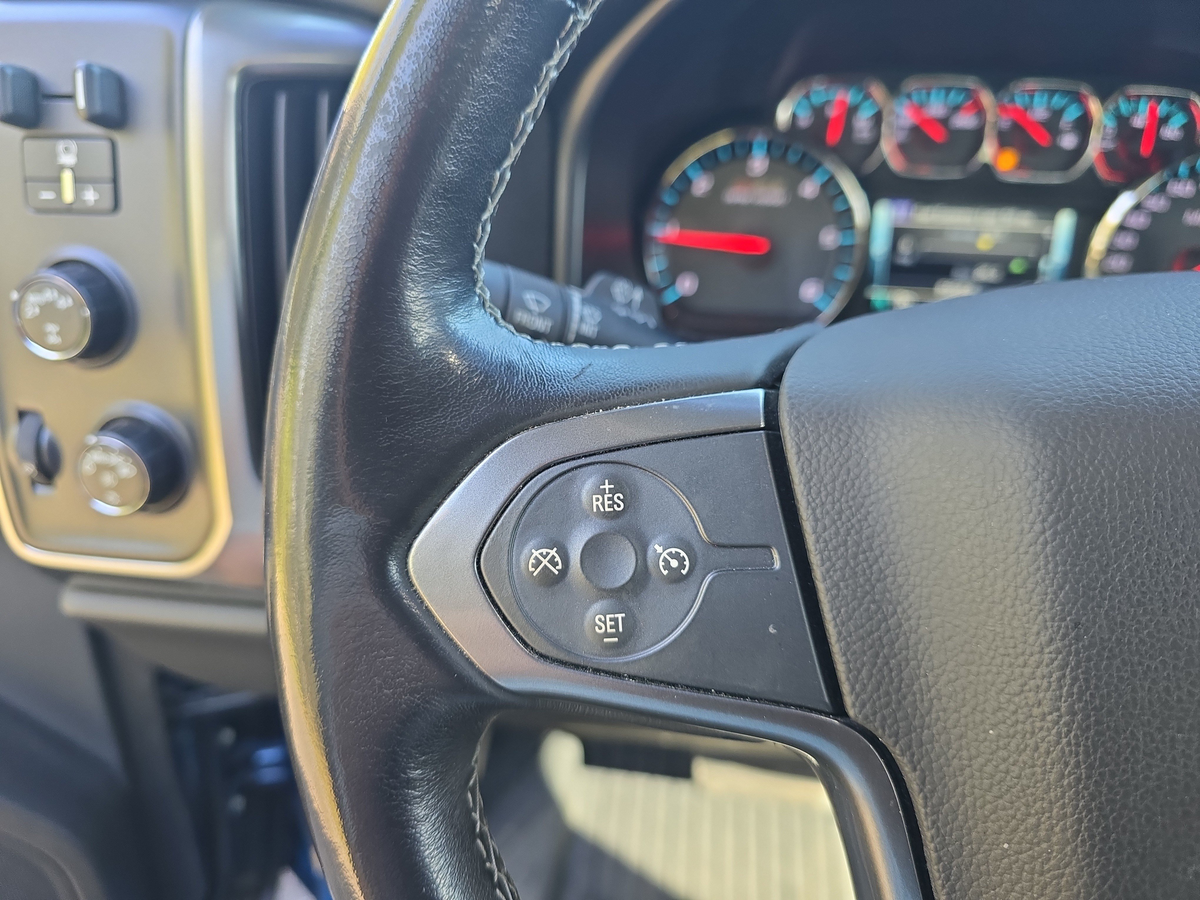 Used 2019 Chevrolet Silverado 1500 LT w/ All Star Edition AWD/4WD image 22