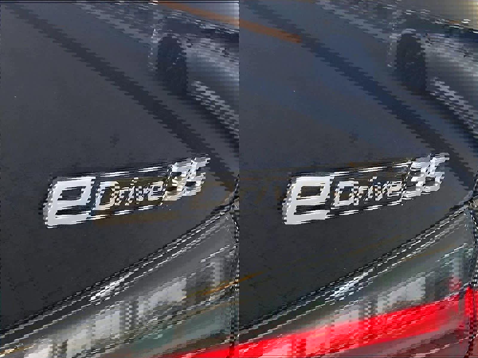 Used 2023 BMW i4 eDrive35 w/ Premium Package image 10