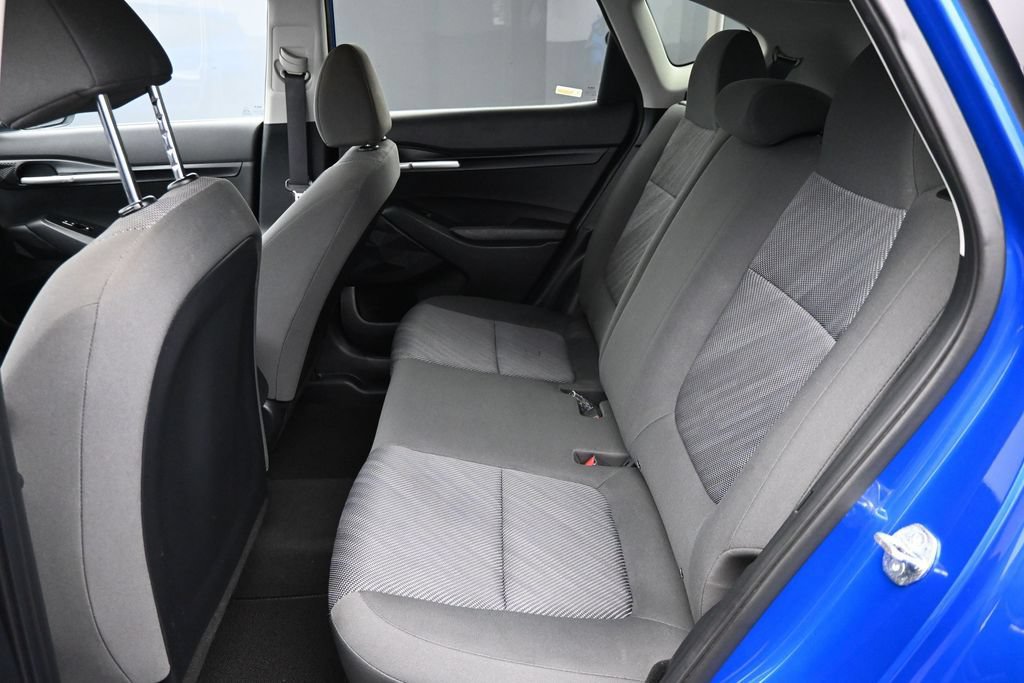 Used 2023 Kia Seltos LX AWD/4WD image 7