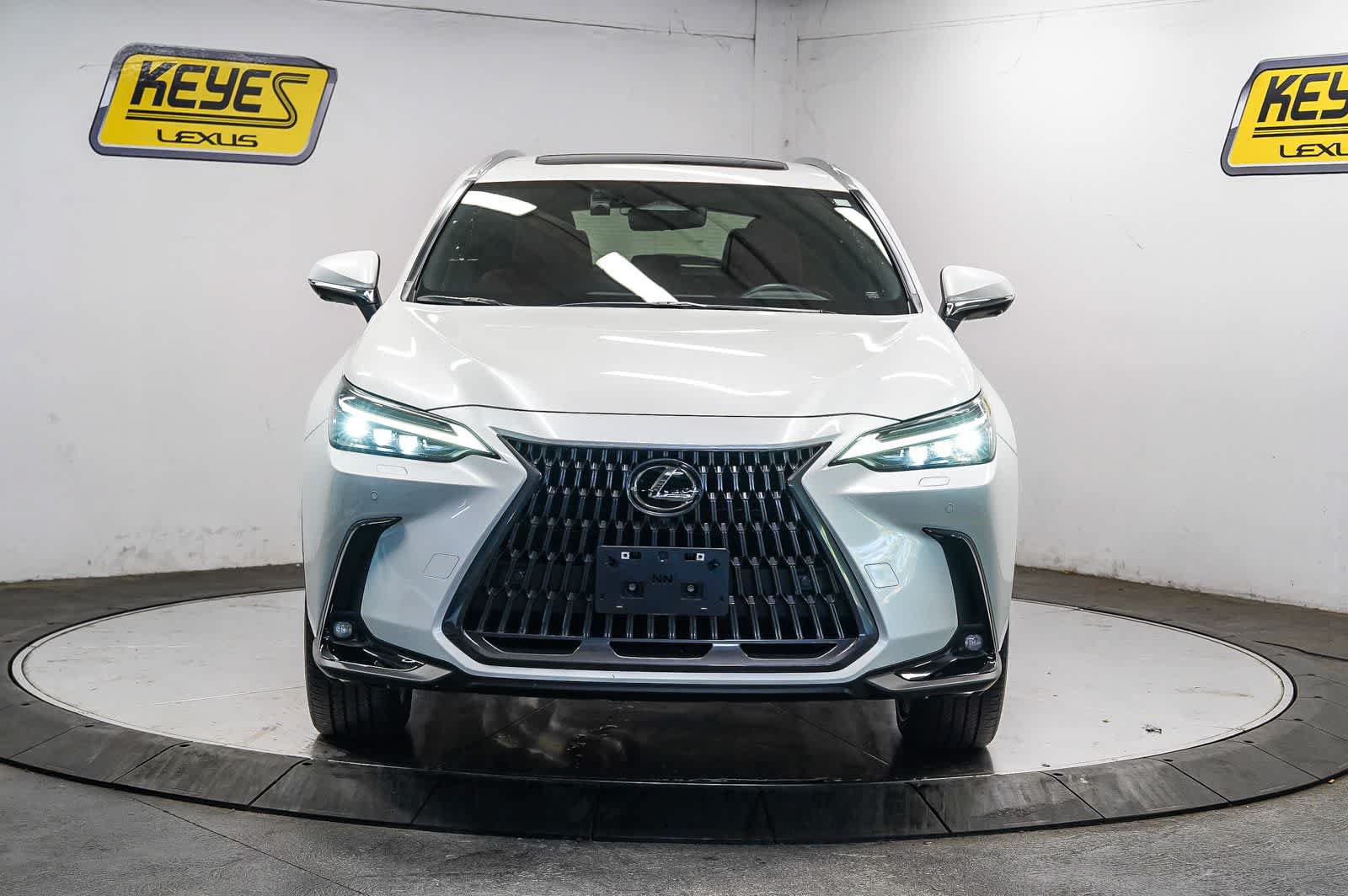 Used 2025 Lexus NX 450h+ AWD w/ Accessory Package (2T) image 6