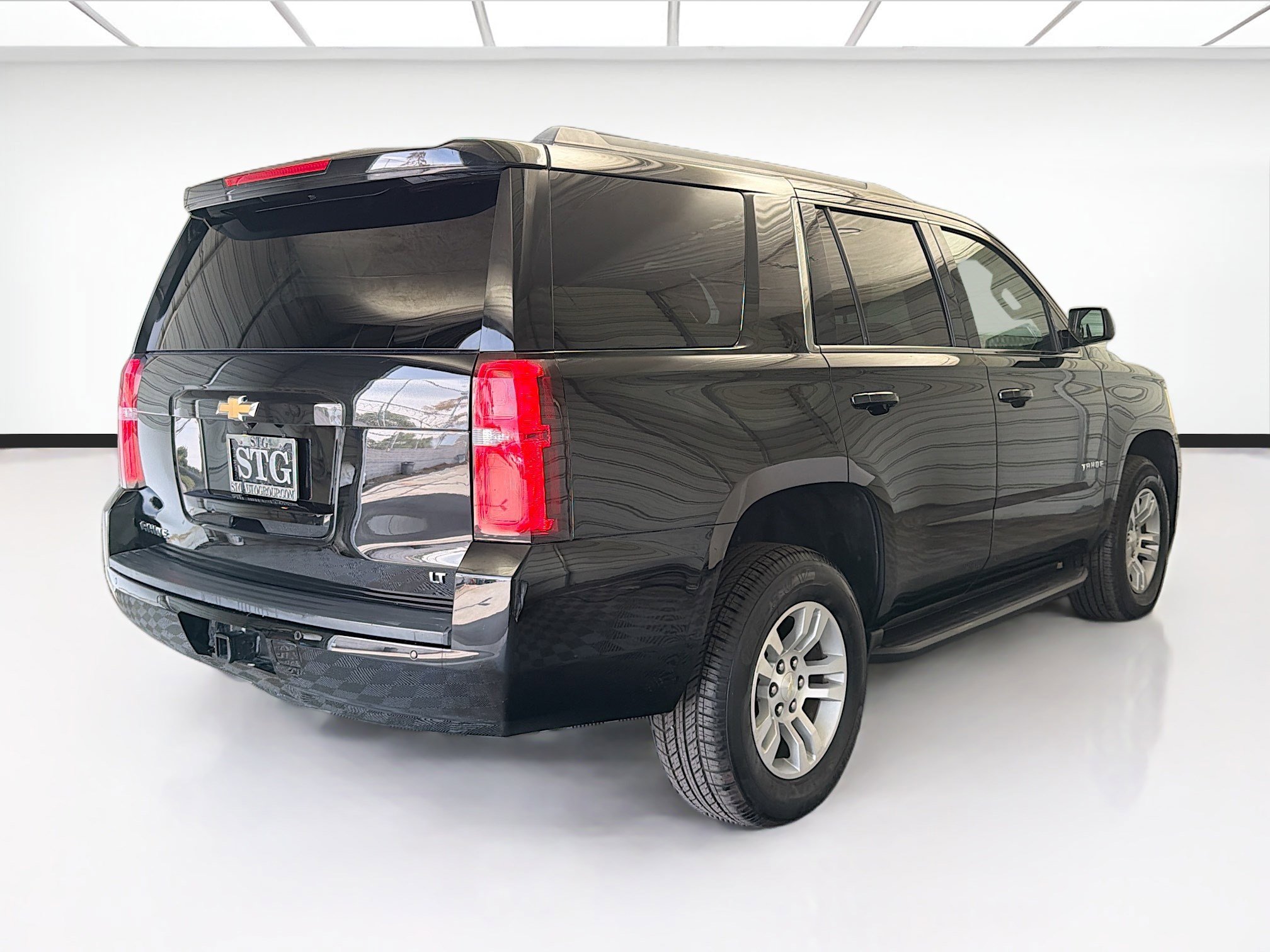 Used 2019 Chevrolet Tahoe LT image 4