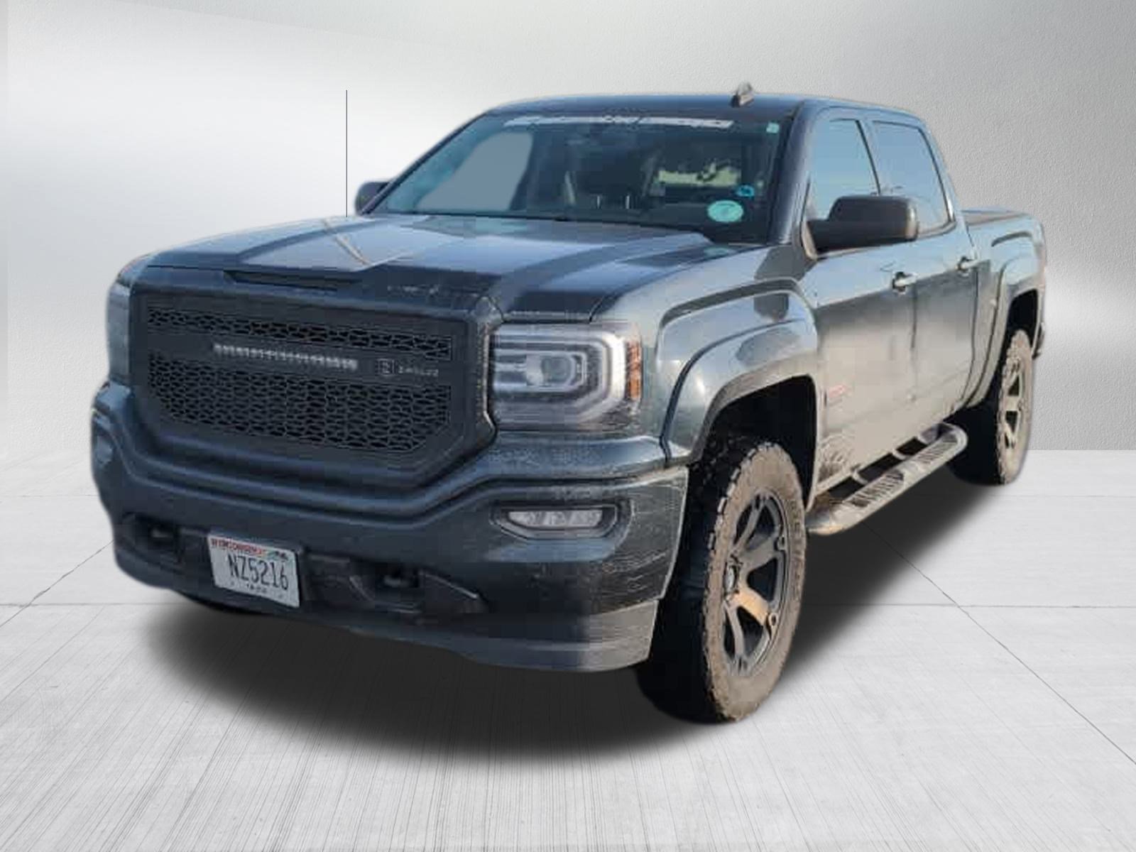 Used 2018 GMC Sierra 1500 SLT image 2