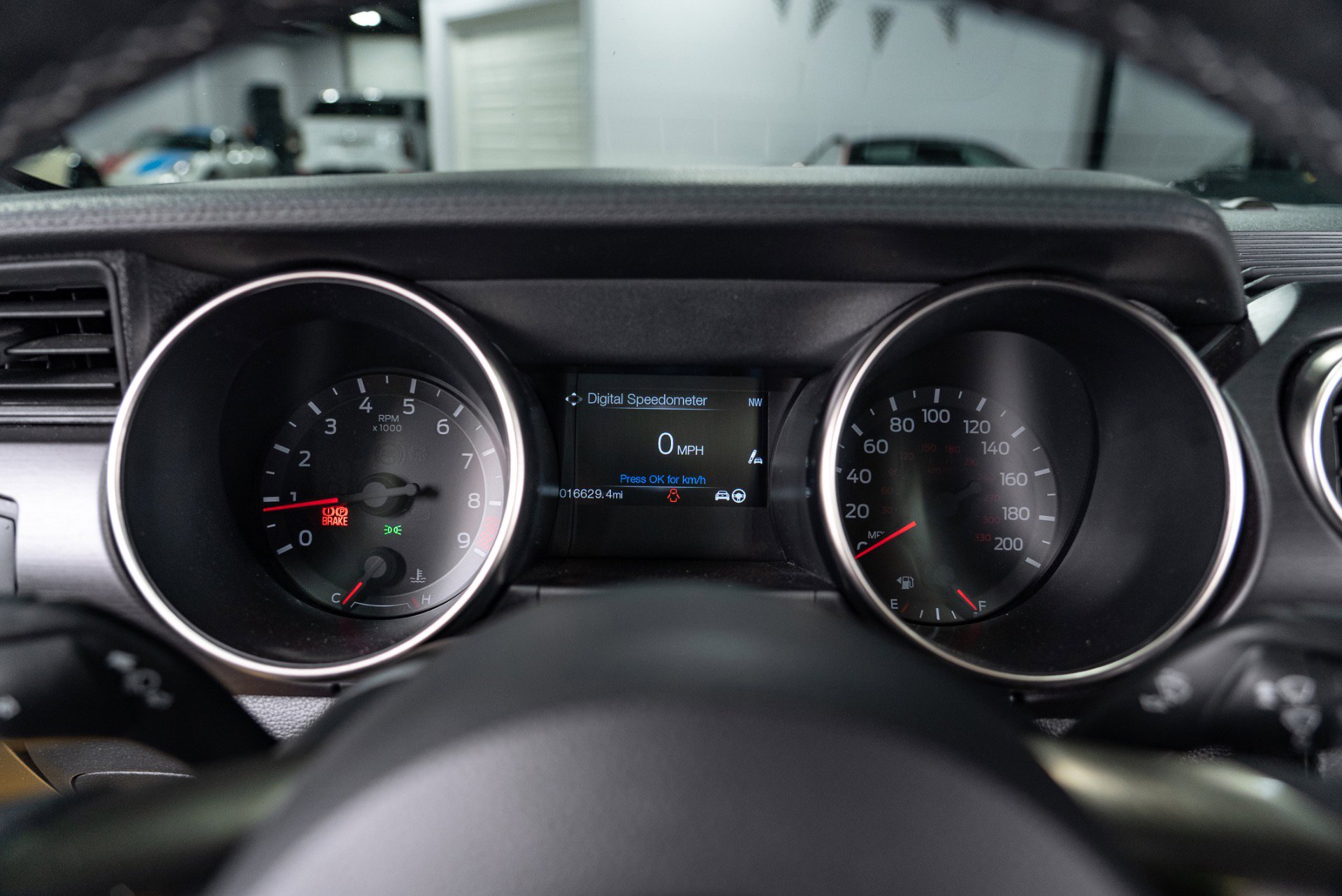 Used 2016 Ford Mustang Shelby GT350 w/ Track Package image 62