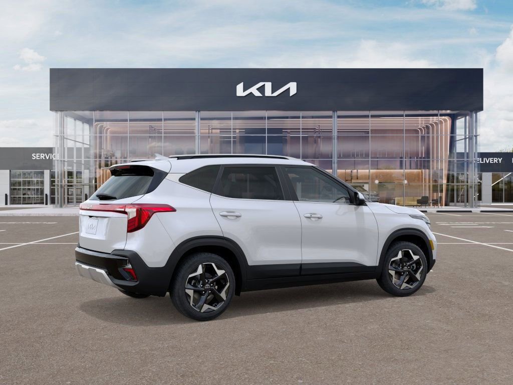 New 2026 Kia Seltos EX FWD image 7