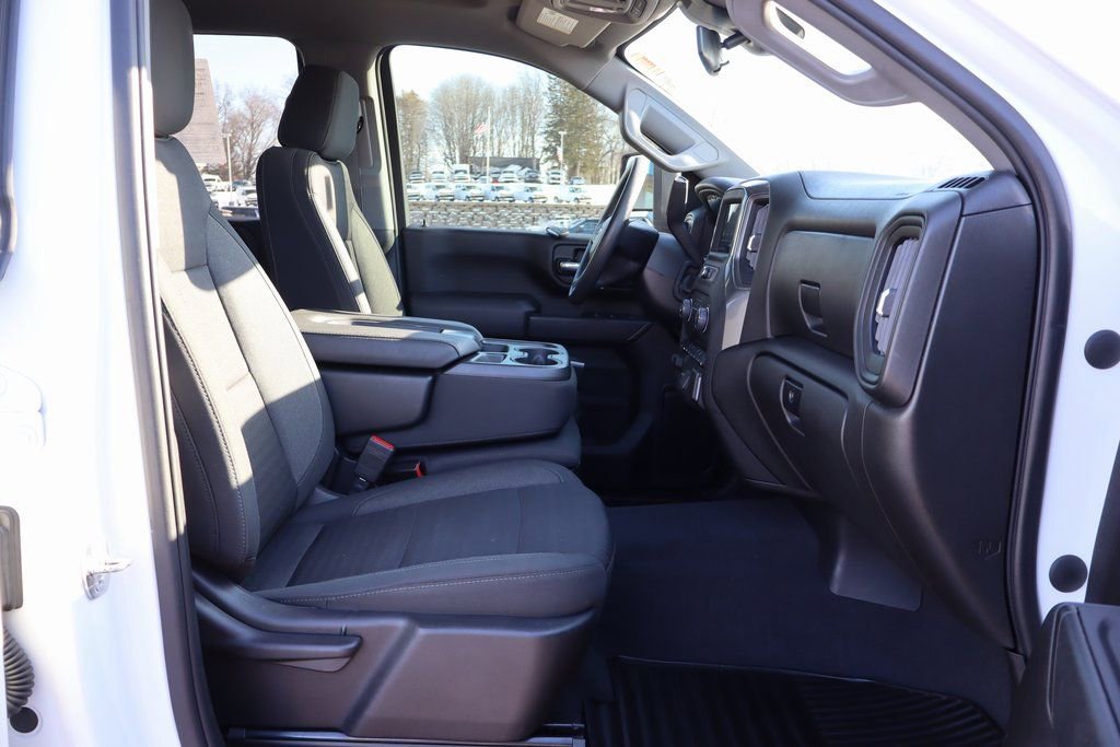 Used 2024 Chevrolet Silverado 2500 Custom w/ Custom Convenience Package image 22