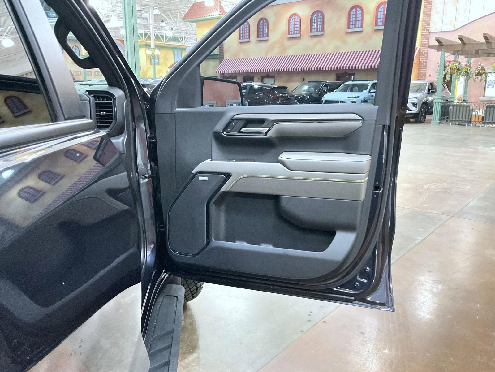 Certified 2023 Chevrolet Silverado 1500 ZR2 w/ Technology Package AWD/4WD image 16