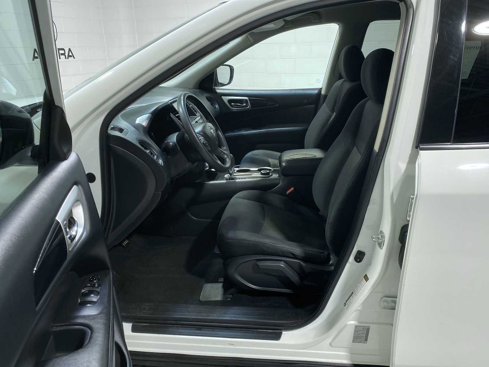 Used 2019 Nissan Pathfinder S AWD/4WD video 2