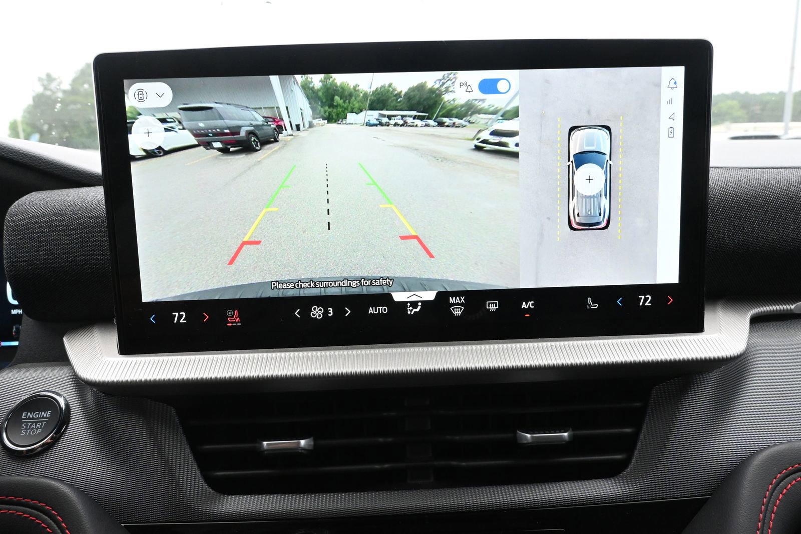 Used 2025 Ford Explorer ST-Line w/ Premium Package RWD image 19