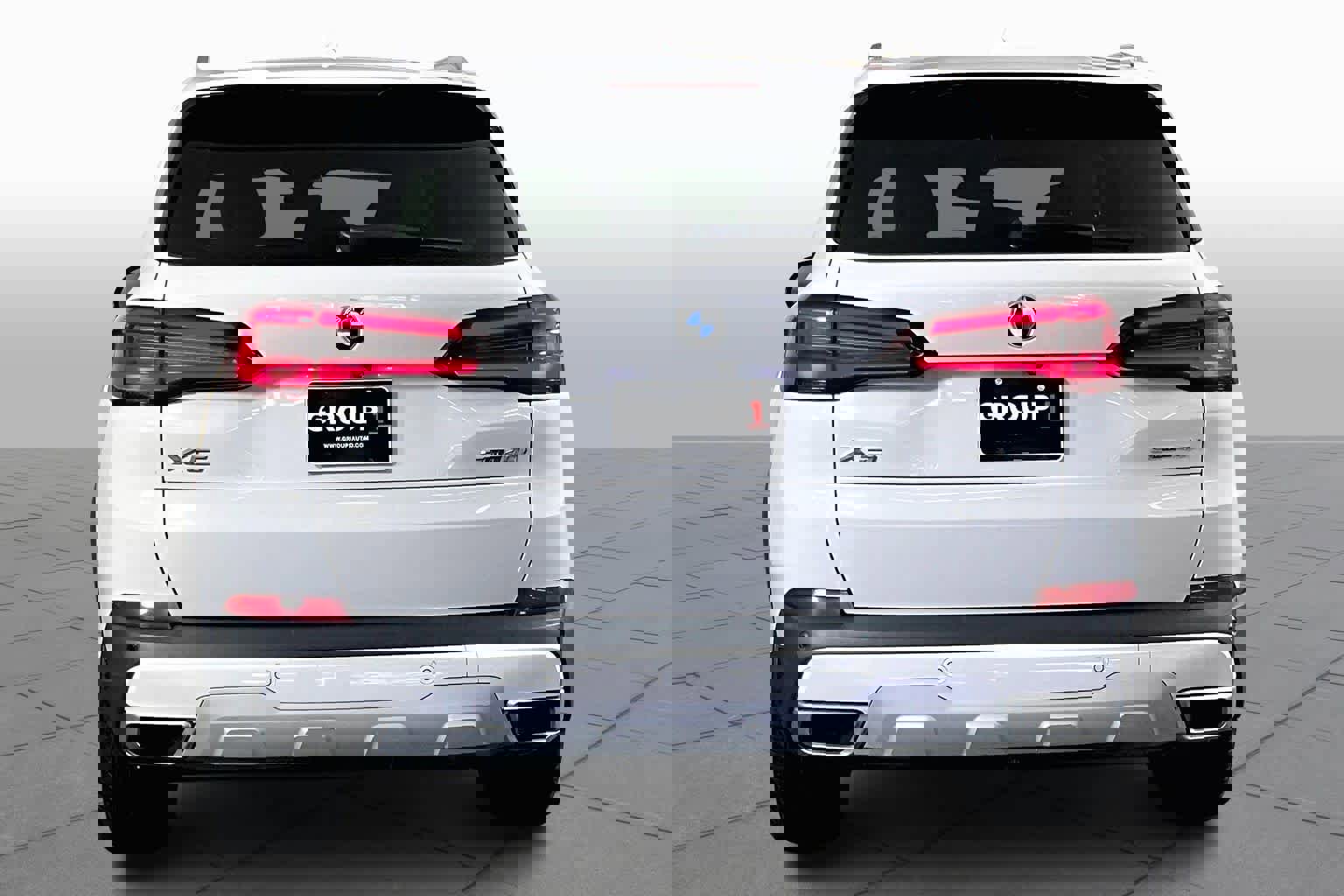 Used 2021 BMW X5 sDrive40i w/ Convenience Package image 4