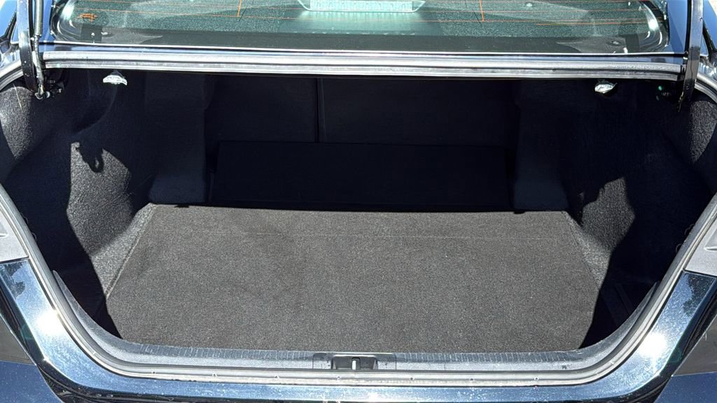 Used 2025 Toyota Camry LE image 27