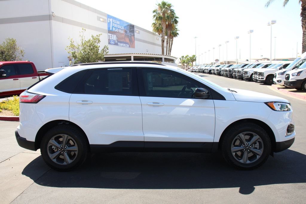 Certified 2024 Ford Edge SEL w/ Sport Appearance Package AWD/4WD image 10