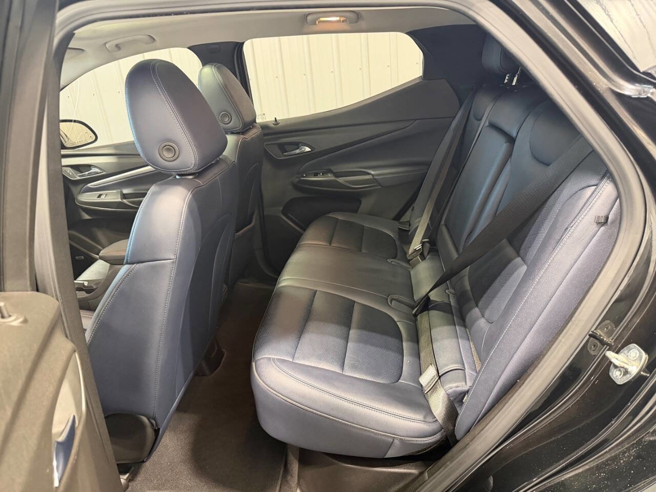 Used 2022 Chevrolet Bolt EUV Premier w/ Launch Edition image 10