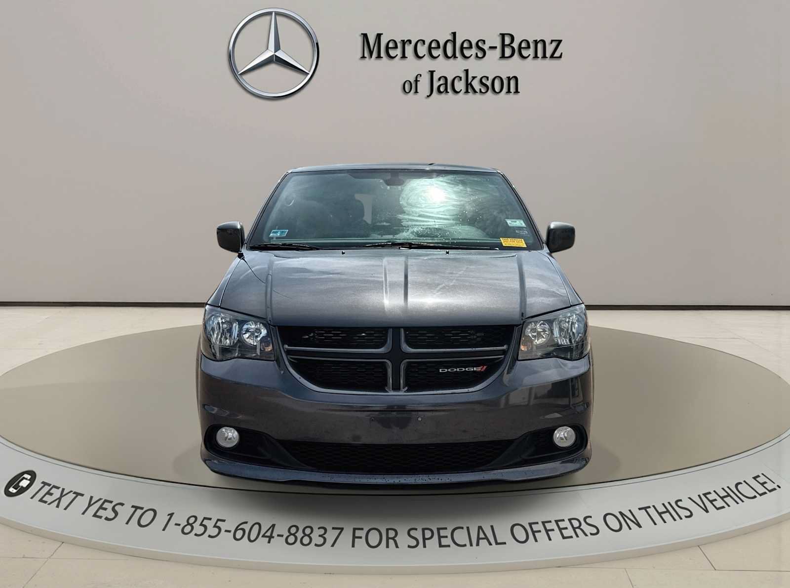 Used 2020 Dodge Grand Caravan GT FWD image 3
